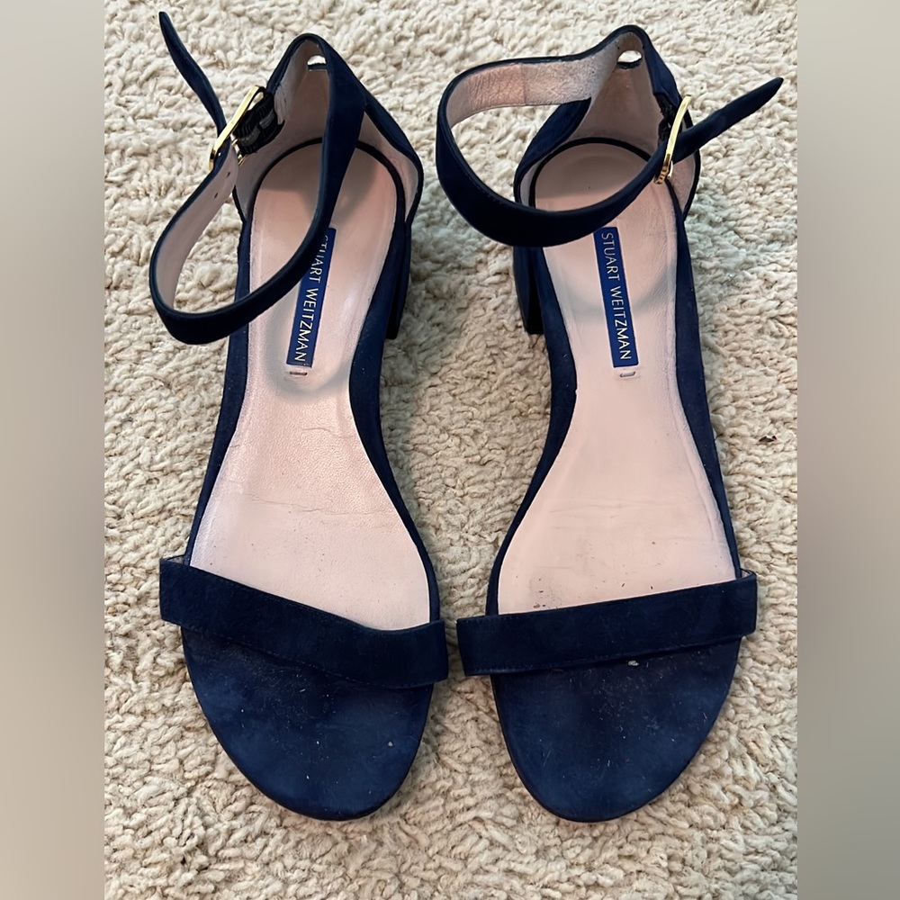 Stuart Weitzman 1.25” heel, navy suede sandal, EUC, size 7